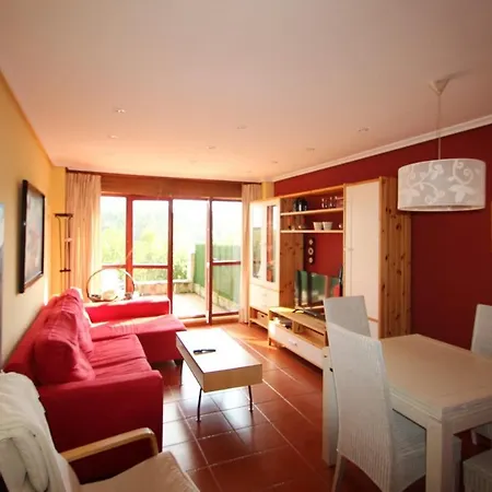 En Complejo Residencial Rovacias Apartamento Comillas
