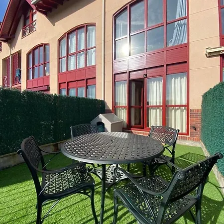 Apartamento En Complejo Residencial Rovacias