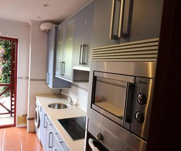 Apartmán En Complejo Residencial Rovacias Comillas