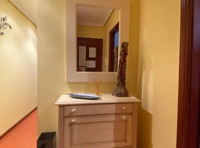 En Complejo Residencial Rovacias * Comillas